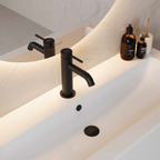 Minimax Round – Standard Basin Mixer Finish: Matt black The updated VitrA Minimax tap range delivers a steady 5 L/min flow rate for efficient water use and smooth, ergonomic control. Designed for tool-free installation in just 15 seconds, each tap combines easy fitting with proven VitrA quality, long-term durability, and a 5-year warranty. A4353236VUK